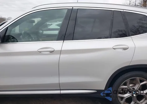 2024 BMW X3 xDrive30I z USA, uszkodzony, nr VIN 5UX53DP09R9V02202